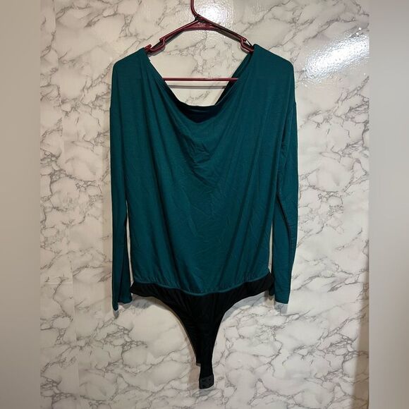 Page Suvi Bodysuit in Midnight Cyan Size M - Picture 10 of 11